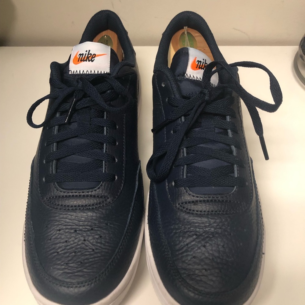 Nike court vintage premium sample navy blue